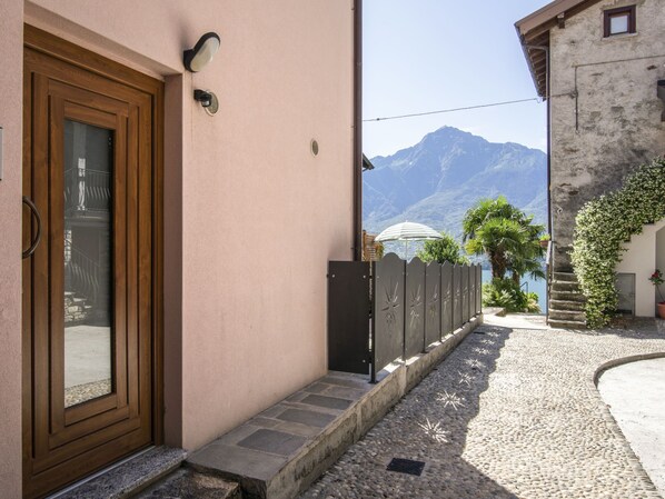 Property grounds - Vacation home Laura by Interhome (Domaso)