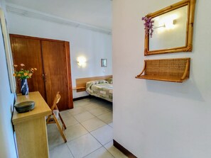 2 bedrooms, Internet