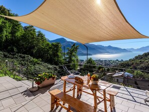 Outdoor dining - Ca' Ermy by Interhome (Gravedona)