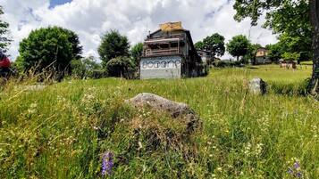 Enceinte de lâhĂ©bergement