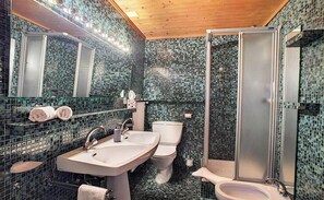 Shower, hair dryer, towels, soap - 175sqm Alpine luxury in the arms of Verbier (Val de Bagnes)