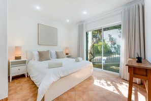 Fer et planche Ă repasser, Wi-Fi gratuit, draps fournis