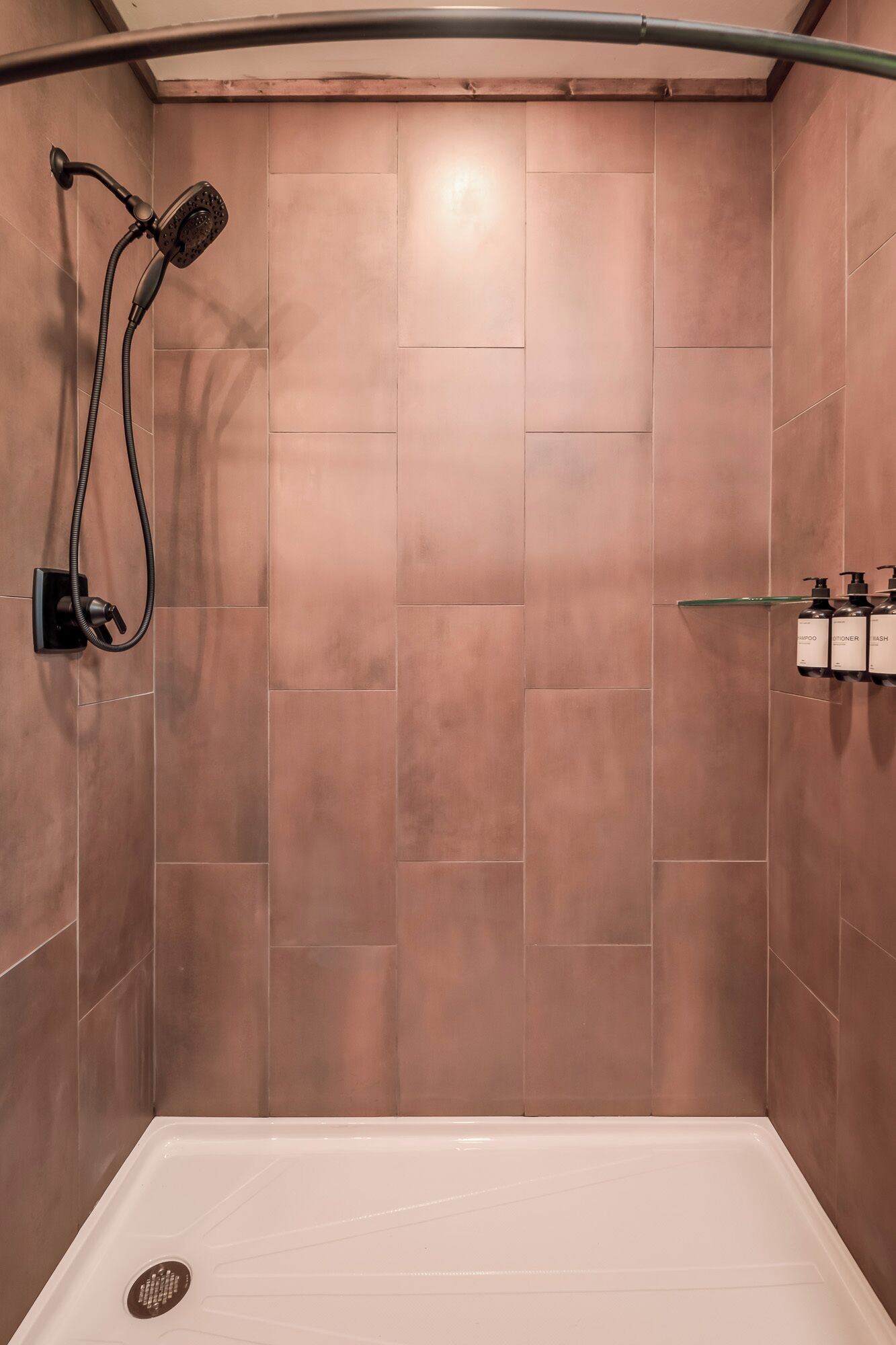 Shower, towels
