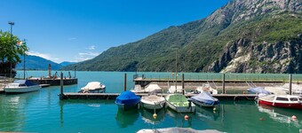 Punto Lago by Interhome