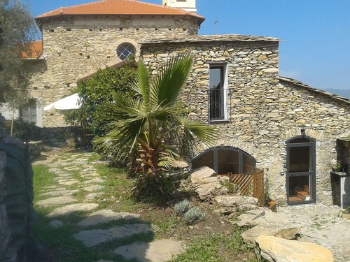 Annina (DOL285) by Interhome