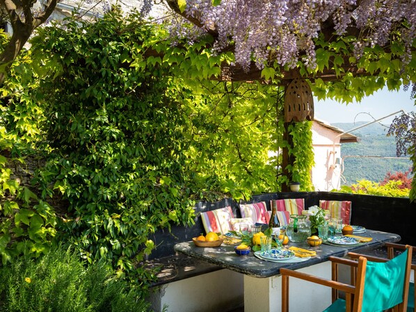 Outdoor dining - Bellissimi (DOL280) by Interhome (Dolcedo)