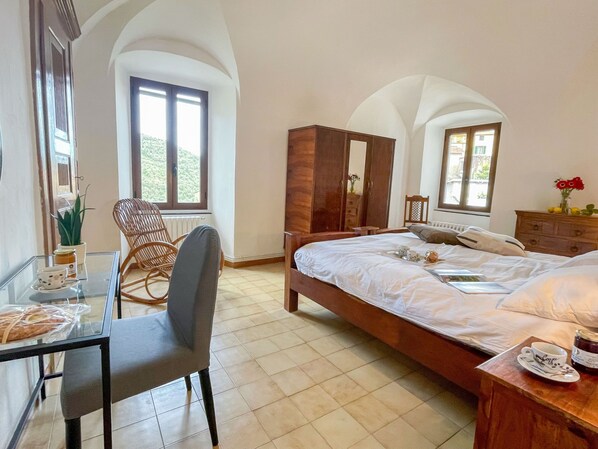 2 Schlafzimmer, Internetzugang