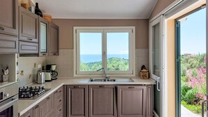 Fridge, oven, dishwasher, cookware/dishes/utensils - Settimo Cielo (DOL400) by Interhome (Dolcedo)