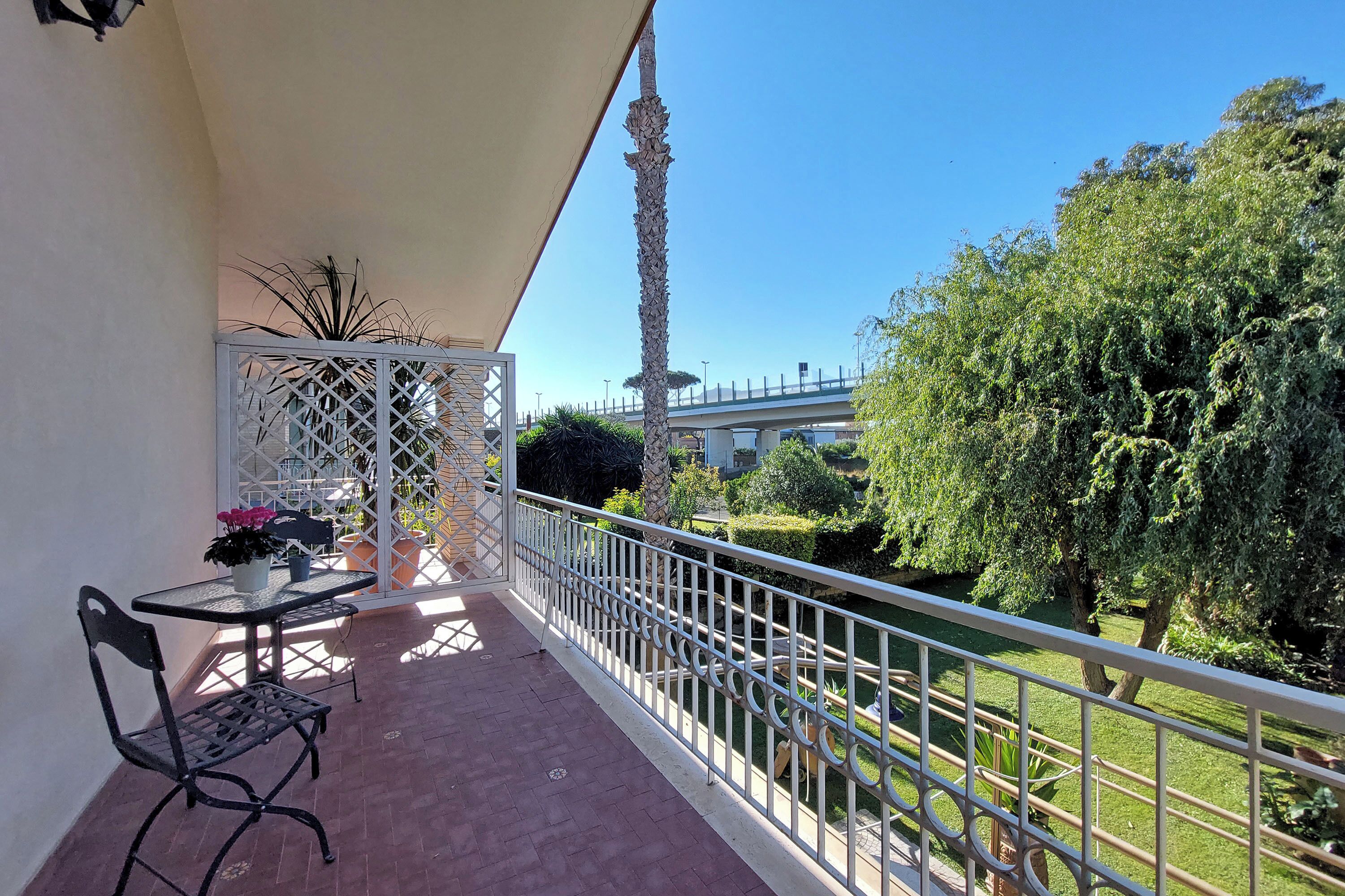 ระเบียง