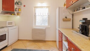 Private kitchen - Annemarie by Interhome (Balatonalmadi)