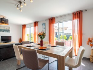 Dining - La Closière by Interhome (Cléder)