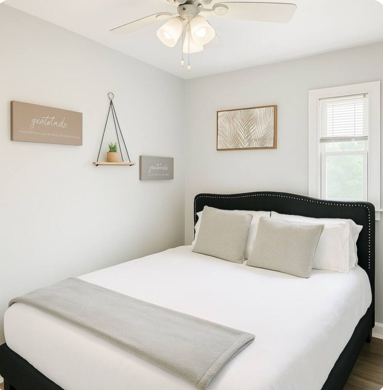 3 Schlafzimmer, Reisekinderbett, kostenloses WLAN, Bettwäsche