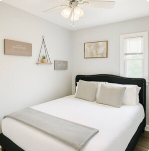 3 soverom, reiseseng for barn, wi-fi (inkludert) og sengetøy