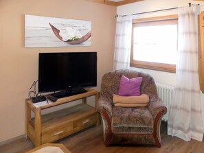 TV - Kammerlander by Interhome (Neukirchen am Großvenediger)