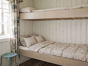 2 bedrooms