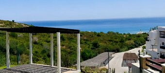 Serene & Joyful Retreat - Breathtaking view