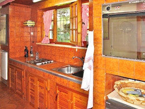 Frigorífico, horno, lavavajillas y tostadora