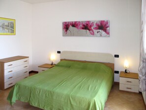 4 bedrooms, internet - Bardolino by Interhome (Bardolino)
