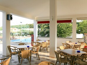 Outdoor dining - Villaggio San Pablo by Interhome (Vieste)