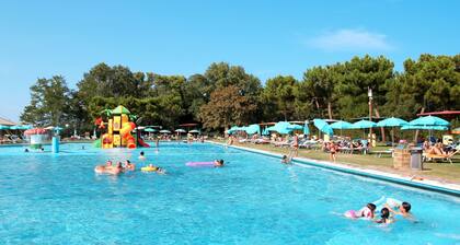 Dog's Bungalow by Interhome