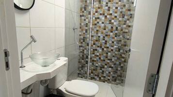 Comfort Double Room, City View | Bathroom | Shower, towels, toilet paper
