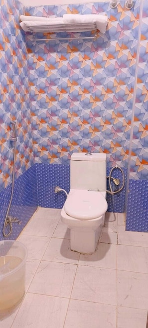 Bruser, håndklæder, Shampoo, Toiletpapir