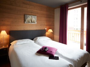 2 bedrooms, Internet - CGH Rés&Spa Chalets du Soleil (C) 4* by Interhome (Les Menuires)