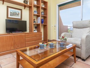 TV - Port Pals Sea View by Interhome (Pals)
