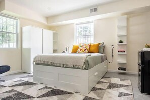 1 Schlafzimmer, Schreibtisch, Bügeleisen/Bügelbrett, kostenloses WLAN