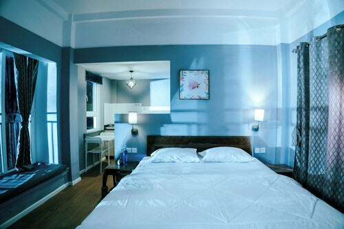 Fine Luxury Homestay