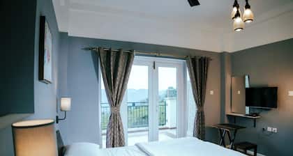 Fine Luxury Homestay