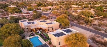 Private Pickleball Court Mountain Views Oasis