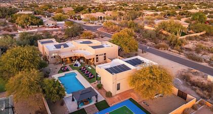 Private Pickleball Court Mountain Views Oasis