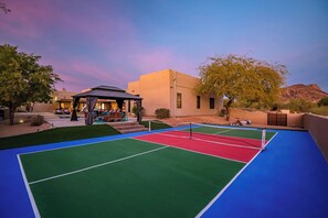 Sport court - Private Pickleball Court Mountain Views Oasis (Scottsdale)
