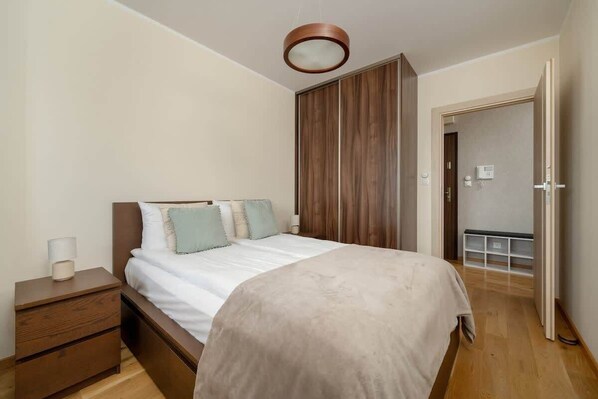 2 bedrooms, iron/ironing board, travel crib, WiFi