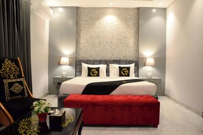 Executive Suite, City View | In-room safe, desk, iron/ironing board, free WiFi - Palm Tree Hotel & Luxury Suites (Lahore)