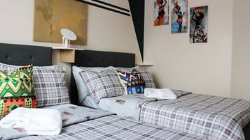 2 bedrooms, iron/ironing board, WiFi, bed sheets