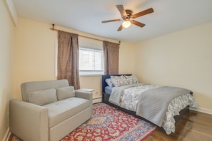 Apartment (1 Bedroom) | Interior - Walk to Train: Convenient Skokie Condo! (Skokie)