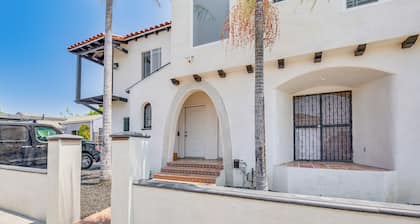 East Los Angeles Retreat ~ 2 Mi to Citadel Outlets
