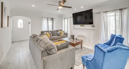 2 Mi to Citadel Outlets! East LA Retreat Near I-5