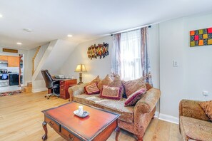 House (3 Bedrooms) | Interior - Rockville Home w/ Spacious Yard: 17 Mi to DC! (Rockville)