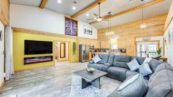 House (3 Bedrooms) | Living area | TV, fireplace