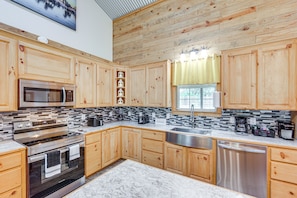 單棟房屋 (3 Bedrooms) | 內部