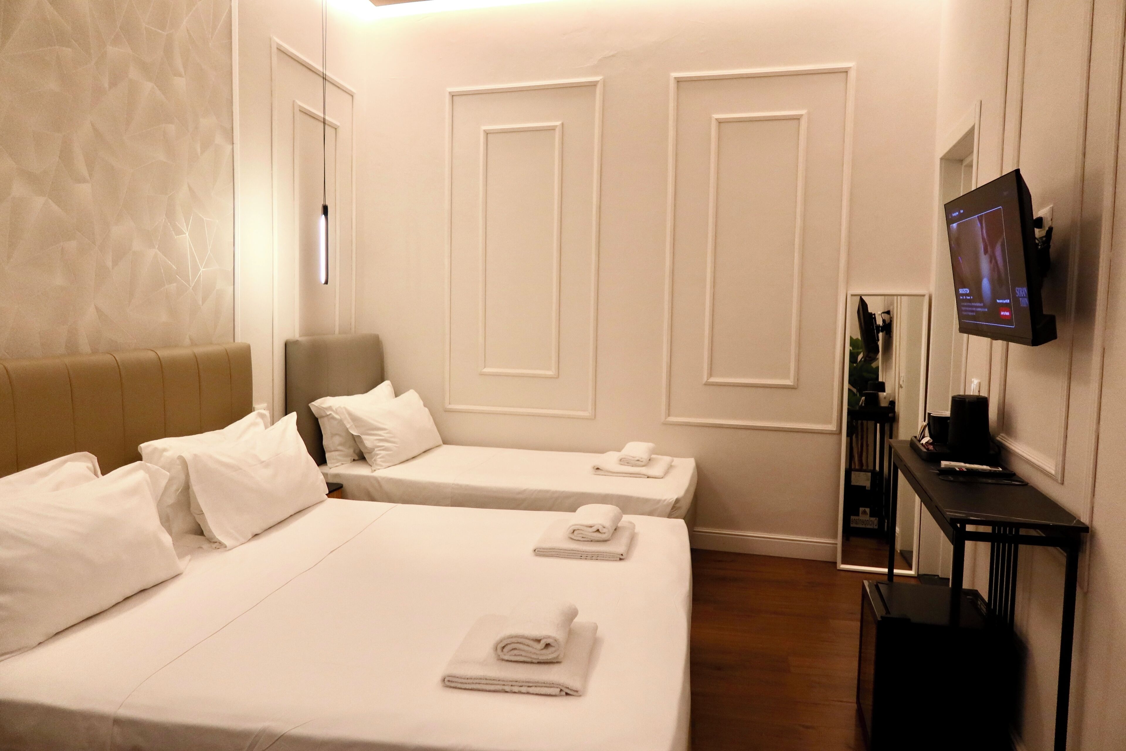 Tripla Standard | Biancheria da letto ipoallergenica, copriletto in piuma