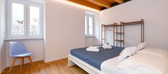 Charm Lakefront Apartment Panorama MGH