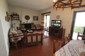 2 habitaciones y escritorio 
