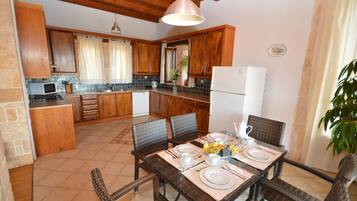 Vila, Boleh Merokok | 3 kamar tidur dan meja kerja