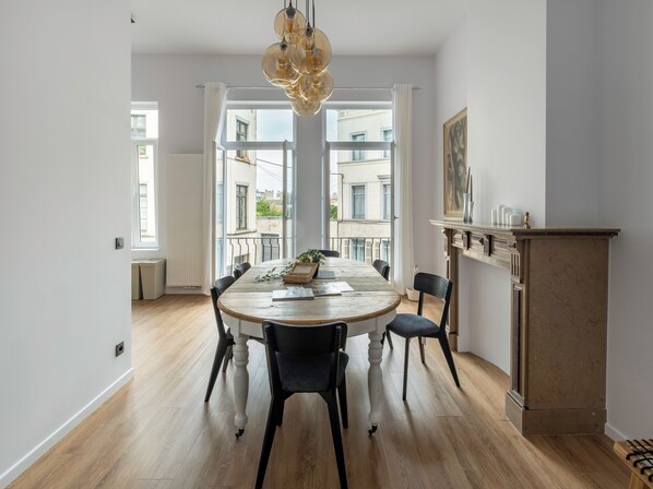In-room dining