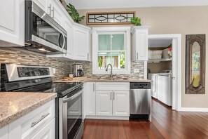 Fridge, microwave, oven, stovetop - HERE COMES THE SUN ~ 2 BR, 2 Ba Casa Marina Home with Pool! (Key West)