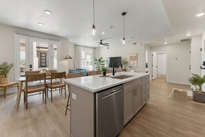 Interior - Deja Blue : Desert Color Lagoon + Beaches (St. George)